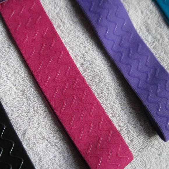 3 Goody Silicone Headwrap Wide Slide Proof Secure Hold Fit Hair Head Bands - Picture 2 of 16